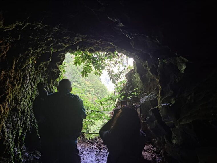caldeirao-verde-walking-tour-with-guide