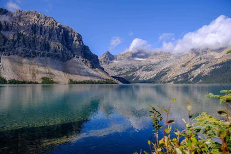 calgary-crowfoot-bow-peyto-lake-marble-canyon-day-trip
