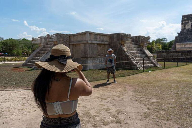cancun-chichen-itza-early-access-tour-with-transportation