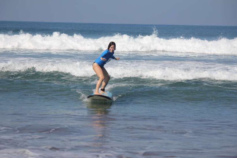 canggu-2-hour-surfing-lesson