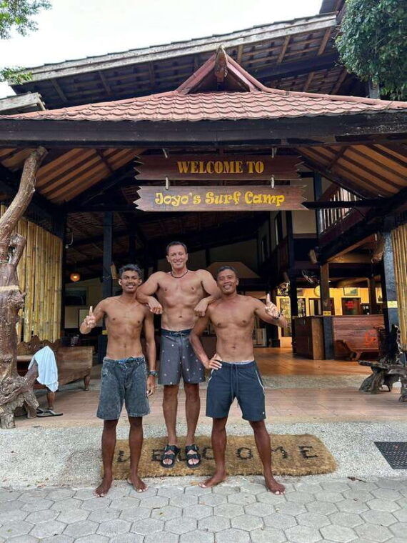 canggu-surf-private-lesson-for-beginner