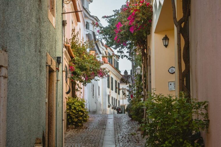 cascais-flexible-walking-tour-in-historic-center