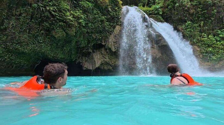 cebus-wild-waters-pescador-snorkeling-canyoneering-rush