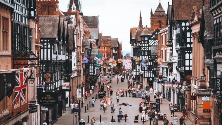 chester-city-walking-tour-exploration-game