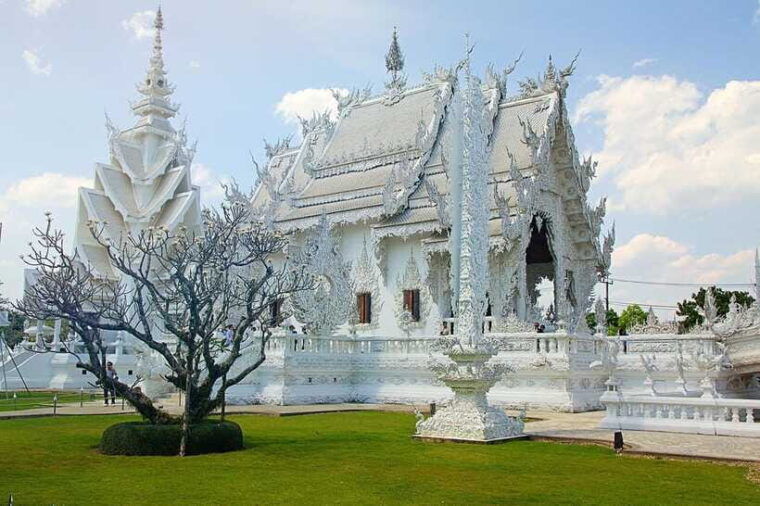 chiang-mai-chiang-rai-3-temples-day-trip-with-lunch