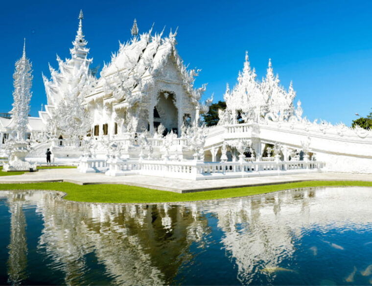chiang-mai-day-trip-to-chiang-rai-temples-golden-triangle