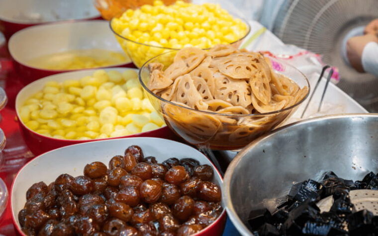 chiang-mai-evening-sightseeing-and-local-food-guided-tour