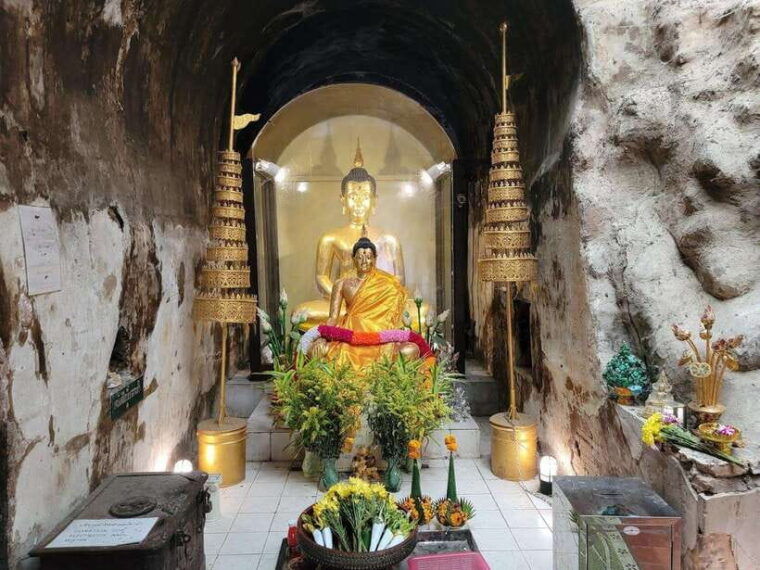 chiang-maiwat-phra-that-doi-suthep-wat-umong-evening-tour