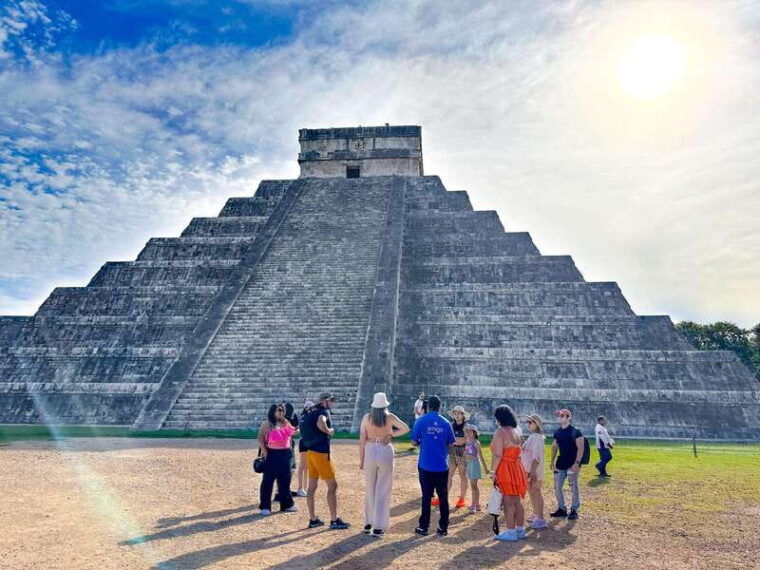 chichen-itza-first-access-half-day-guided-tour-with-guide