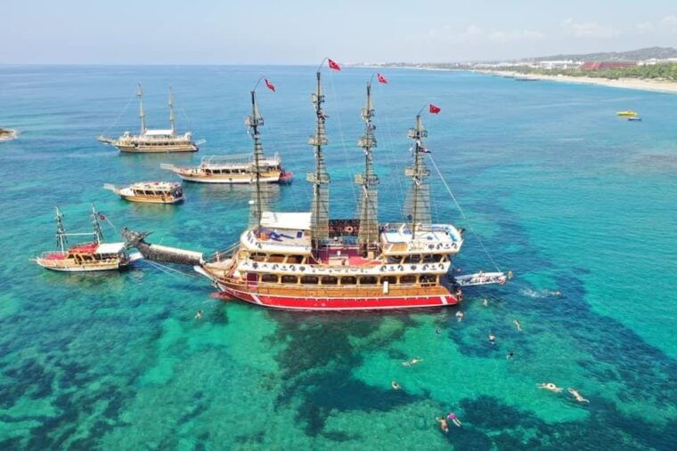 city-of-side-dolphin-island-boat-tour-with-bbq-foam-party