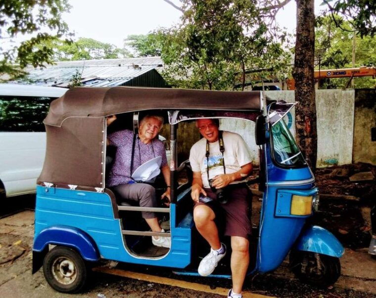 colombo-city-tour-by-tuk-tuk-morning-or-evening-with-pickup