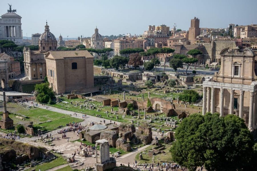 colosseum-palatine-hill-and-roman-forum-with-timed-entry