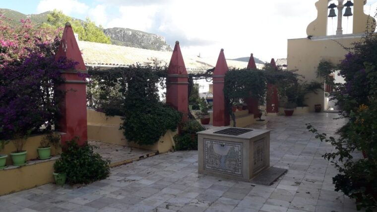 corfu-sightseeing-tour-in-corfu-small-group