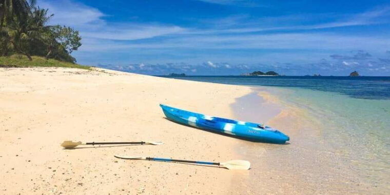 coron-off-bay-islands-lagoons-and-lakes-hopping-tour