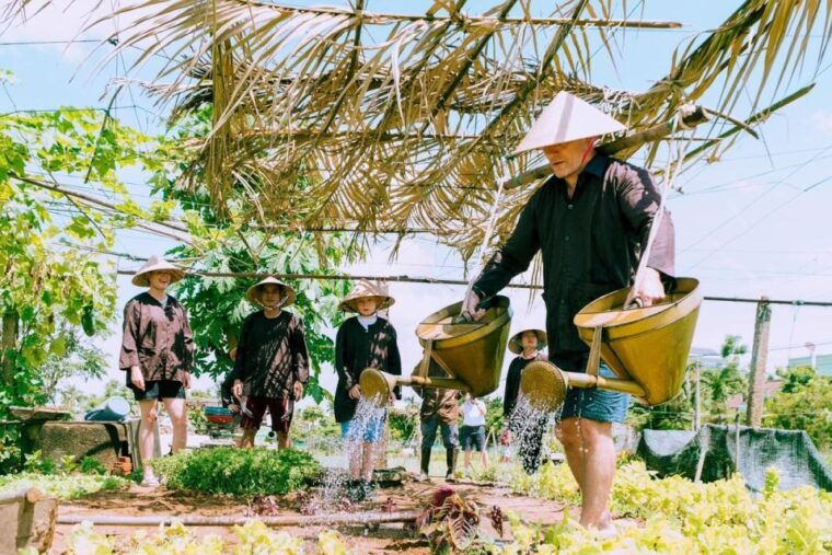 countryside-biking-farming-market-cooking-class-in-hoi-an