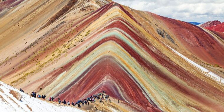 cusco-featured-tour-rainbow-mountain-1-day