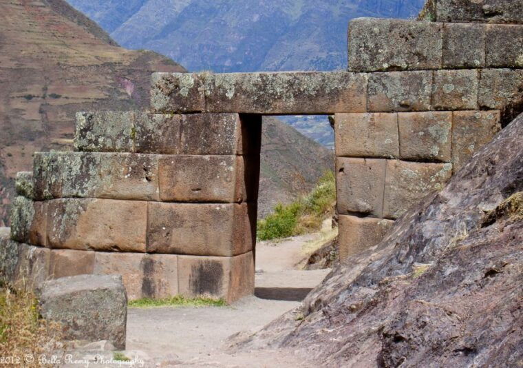 cusco-full-day-sacred-valley-and-maras-tour