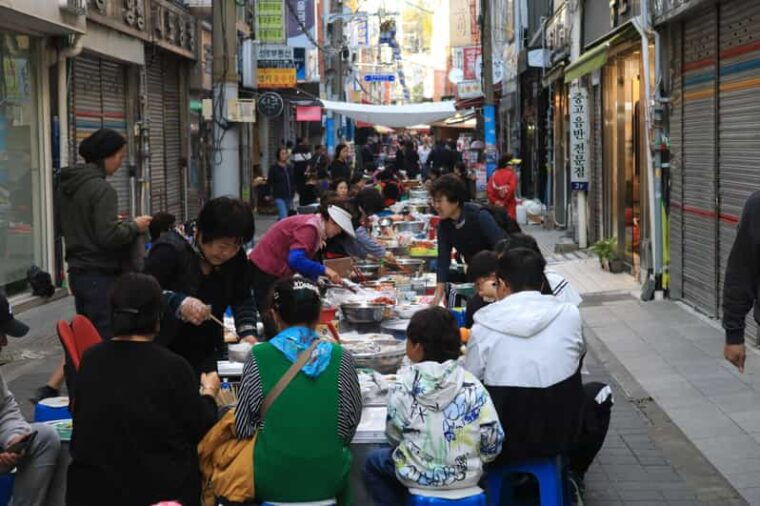 customized-private-busan-tour-with-licensed-agency-and-guide