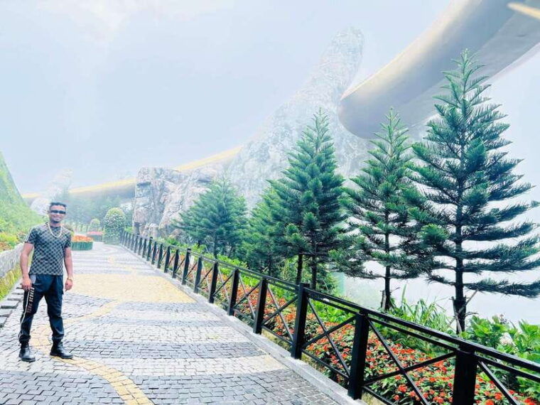 da-nang-ba-na-hills-and-golden-bridge-private-day-trip