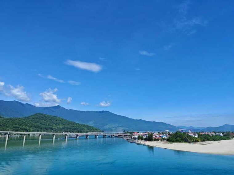 da-nang-or-hoi-an-hue-city-tour-day-trip-with-lunch