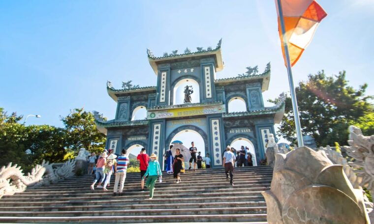 da-nang-small-group-half-day-city-sightseeing-tour