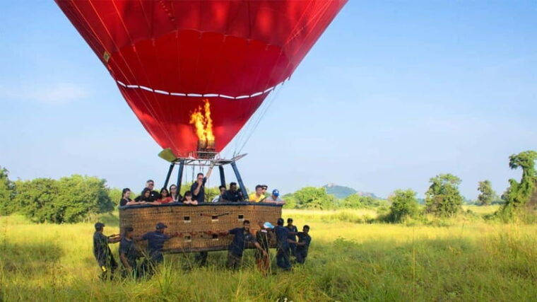 dambulla-sunrise-hot-air-balloon-tour