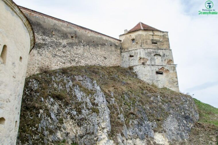 day-trip-bran-castle-rasnov-fortress-and-bear-sanctuary