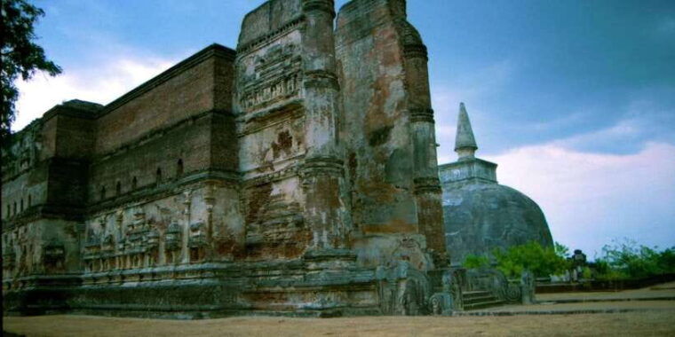 day-trip-to-the-ancient-capital-of-polonnaruwa-from-colombo