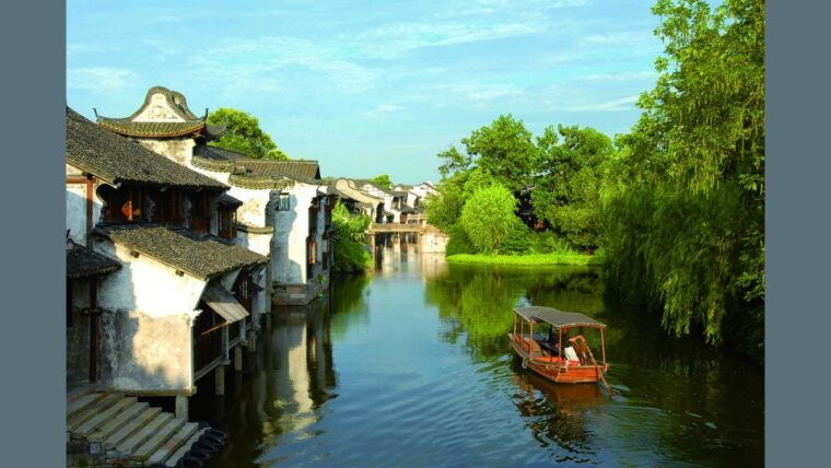 delve-into-wuzhen-water-town-private-tour-from-shanghai