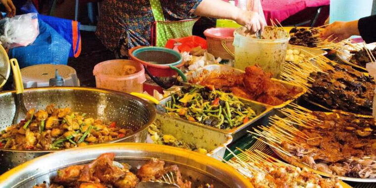 denpasar-night-street-food-walking-tour