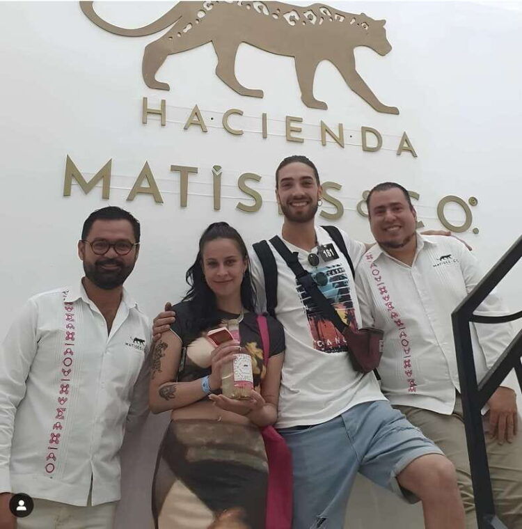 discover-the-essence-of-playa-del-carmen-tequilera-jewelry-and-5th-avenue