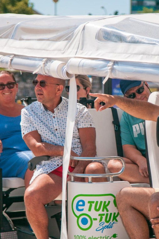 e-tuk-tuk-tour-split-private-city-tour