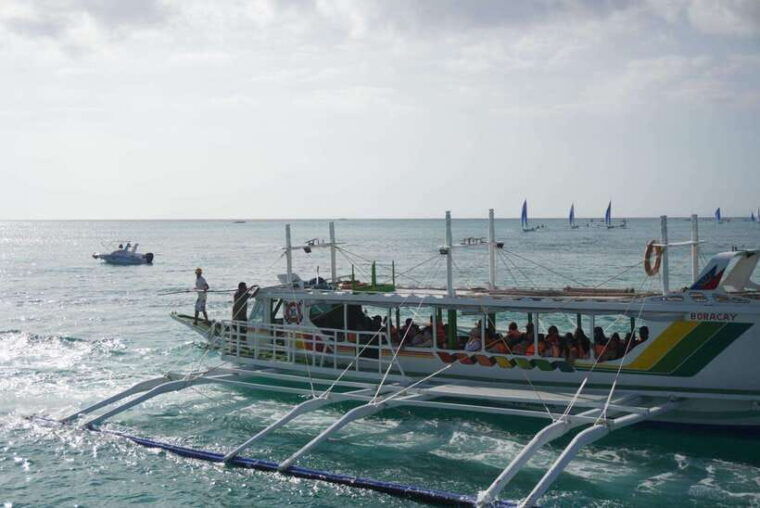 %e2%ad%90-boracay-island-hopping-experience-%e2%ad%90