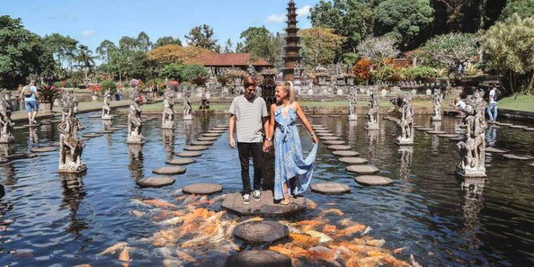 east-bali-lempuyang-temple-tirta-gangga-and-taman-ujung