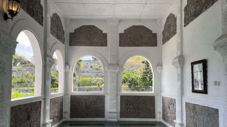 east-bali-lempuyang-temple-tirta-gangga-taman-ujung