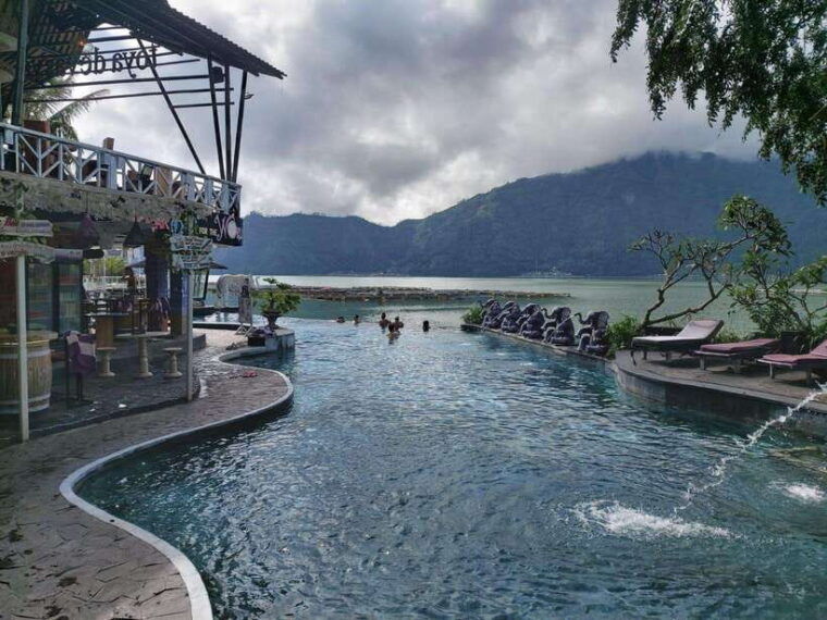 east-bali-trip-besakih-temple-lake-batur-tirta-empul