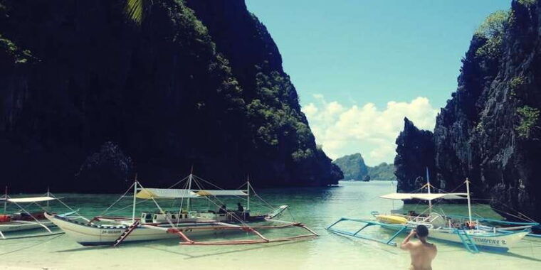 el-nido-hidden-beaches-and-lagoons-boat-hopping-tour-d
