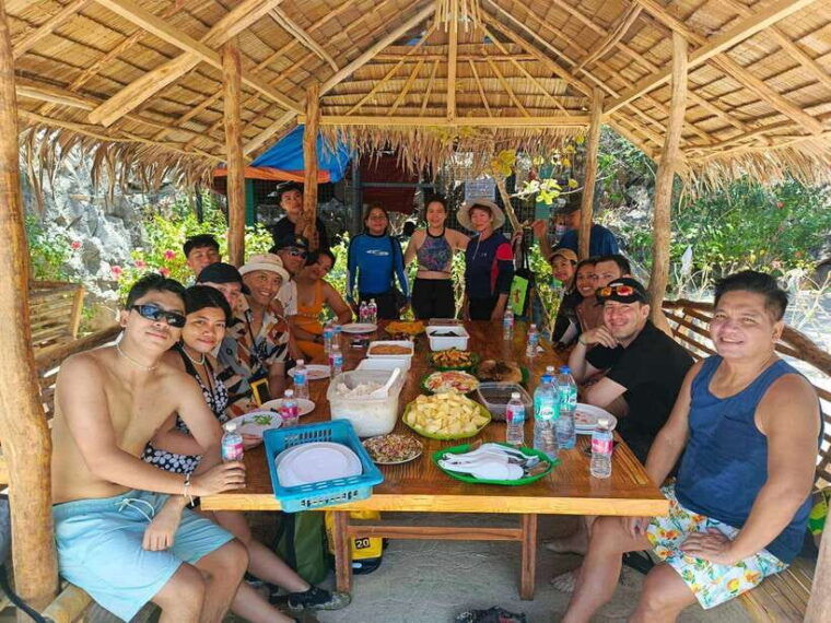 el-nido-private-tour-b-with-snake-island-and-caves