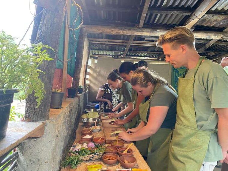 ella-sri-lanka-moms-kitchen-cooking-class