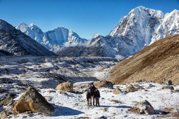 everest-base-camp-trek-and-return-via-helicopter