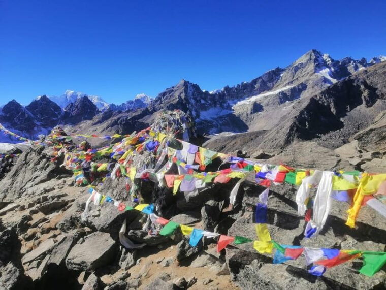 everest-three-high-passes-trek-17-day-guided-3-passes-trek