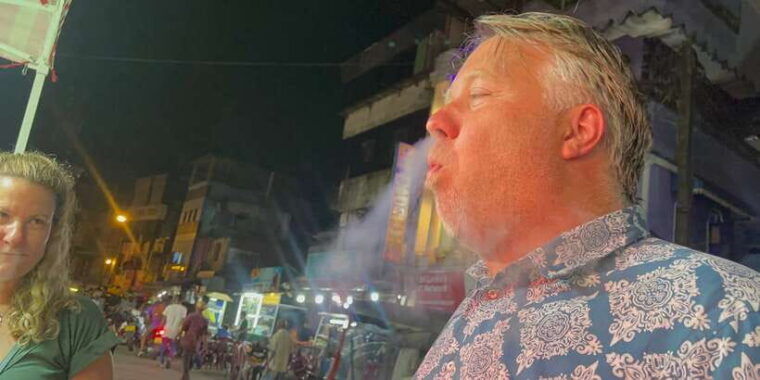 exclusive-colombo-food-experience-tour-evening-night