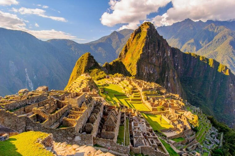 excursion-to-machu-picchu-and-rainbow-mountain