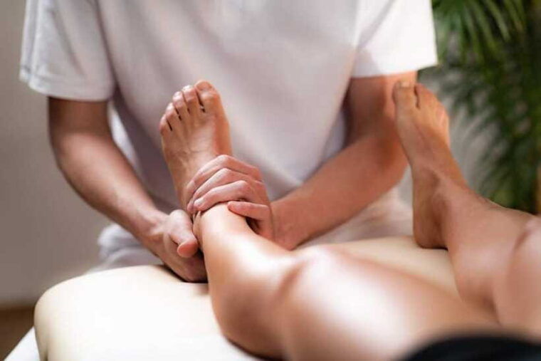 foot-massage-mobile-massage-at-your-hotel-in-bali