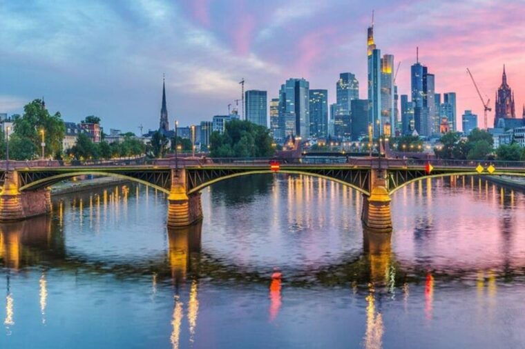 frankfurt-must-see-attractions-walking-tour-with-a-guide