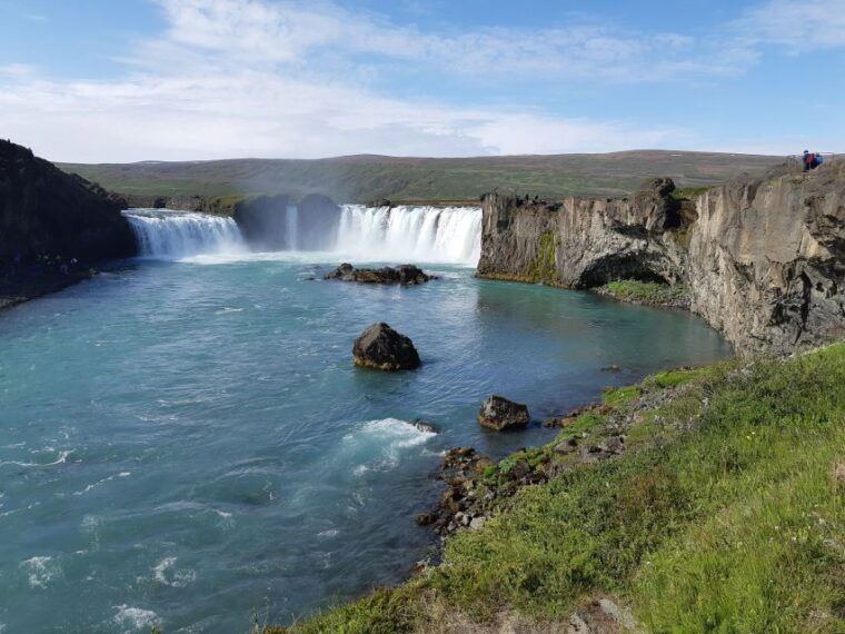 from-akureyri-godafoss-and-lake-myvatn