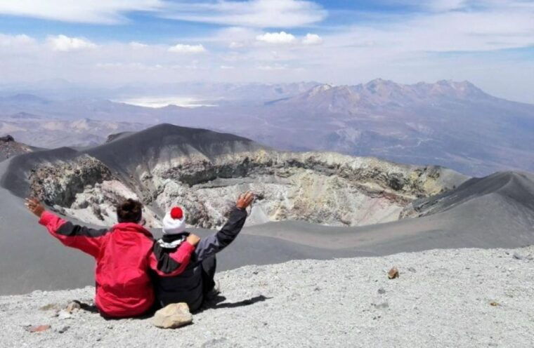 from-arequipa-misti-volcano-trekking-2-days