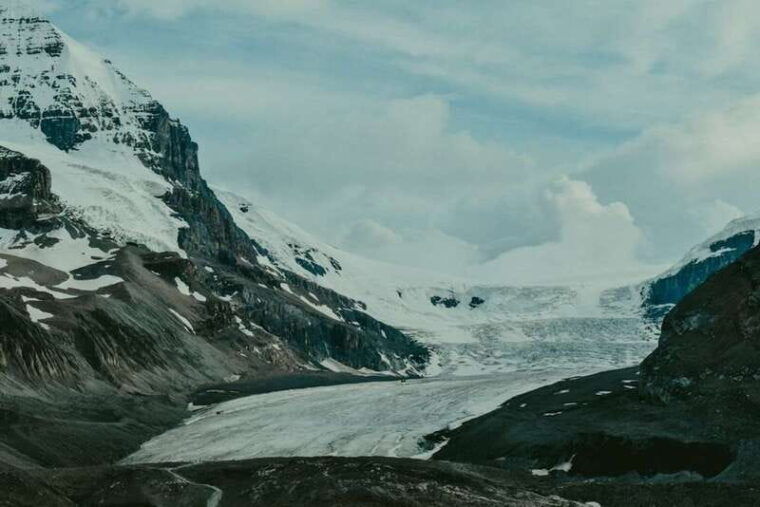 from-banff-icefields-parkway-small-group-adventure