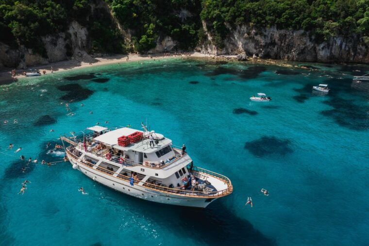 from-benitses-lefkimmi-blue-lagoon-papanikolis-cruise