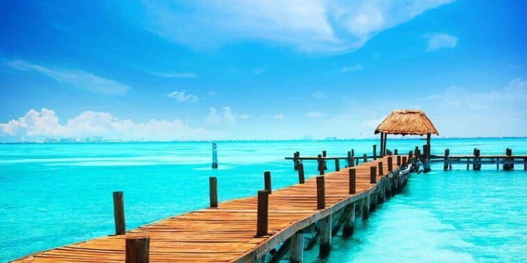 from-cancun-isla-mujeres-by-luxury-catamaran-with-drinks